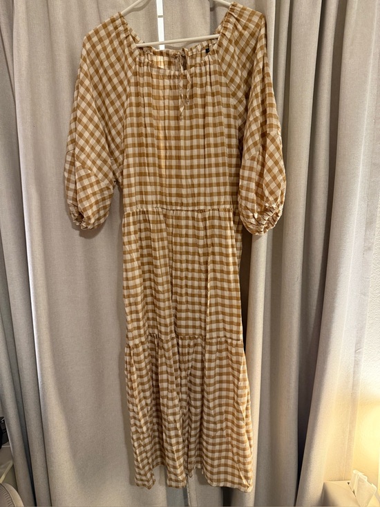 SHEIN Dresses & Skirts - SHEIN Gingham Puff-Sleeve Midi Dress in Mustard Brown & White L